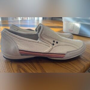 Bacco Bucci made in Italy cream Perforated Loafers with Stripe (shoe10)